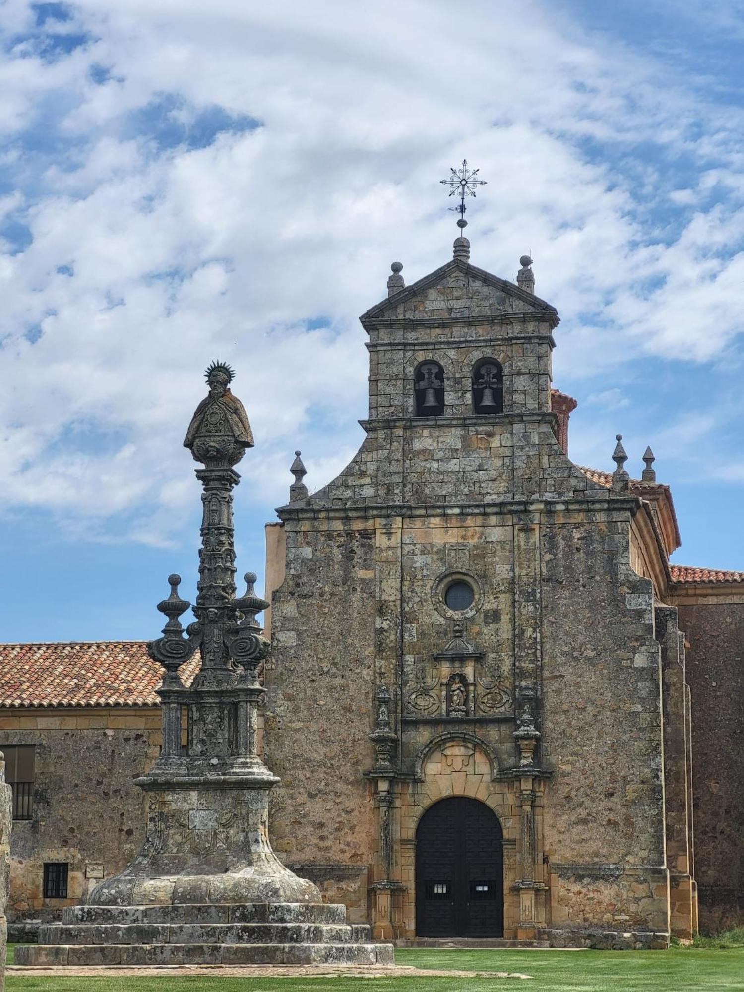 Hotel Leonor Miron Soria Exterior foto